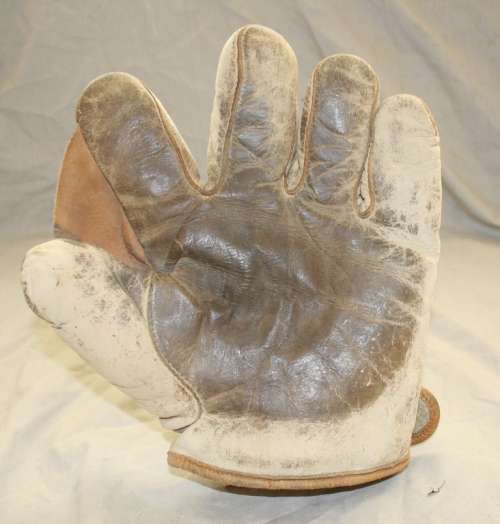 D&M White Full Web Front